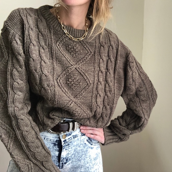 Vintage Sweaters - VINTAGE/ cable knit boxy pullover sweater